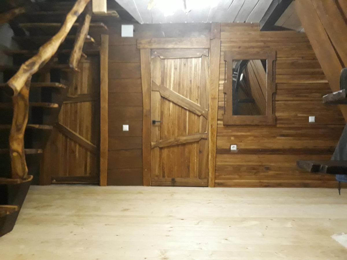 Oak House Διαμέρισμα Palyanytsya Εξωτερικό φωτογραφία